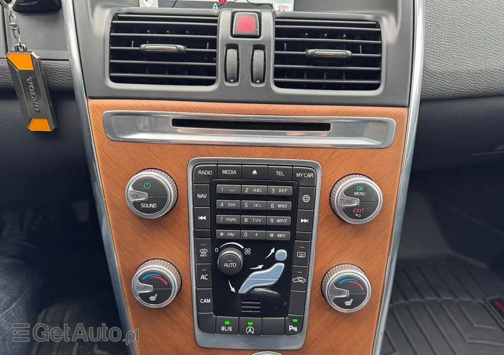 VOLVO XC 60 T5 AWD Geartronic Summum