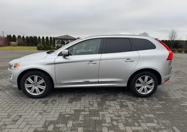 VOLVO XC 60 T5 AWD Geartronic Summum
