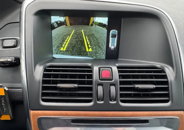 VOLVO XC 60 T5 AWD Geartronic Summum