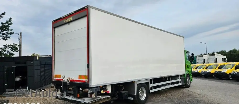 SCANIA G360 / KONTENER 8,5 M / ROLETA / OPONY 80% / AUTOMAT 