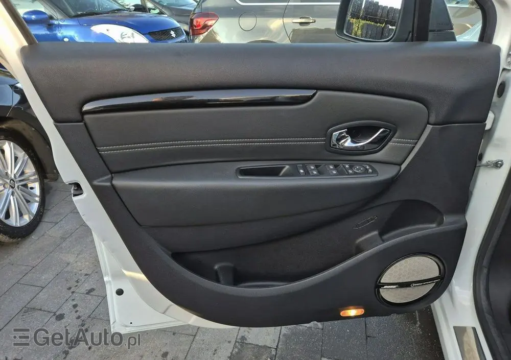 RENAULT Grand Scenic 