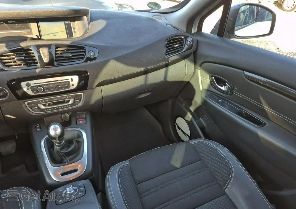 RENAULT Grand Scenic 