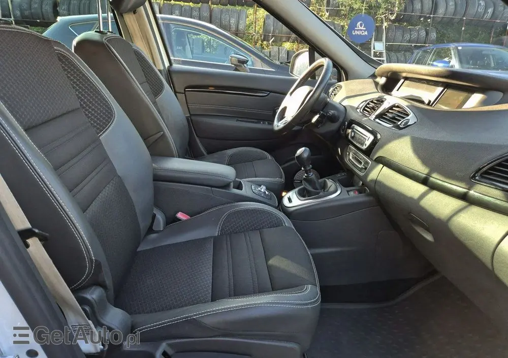 RENAULT Grand Scenic 