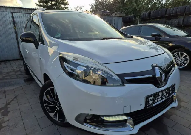 RENAULT Grand Scenic 