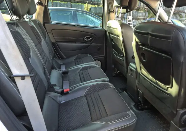 RENAULT Grand Scenic 