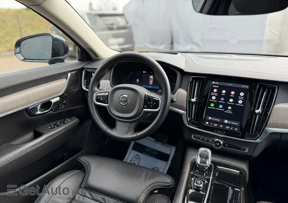 VOLVO V90 T8 AWD Plug-In Hybrid Ultimate Bright