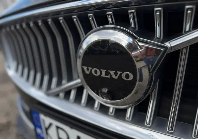 VOLVO V90 T8 AWD Plug-In Hybrid Ultimate Bright