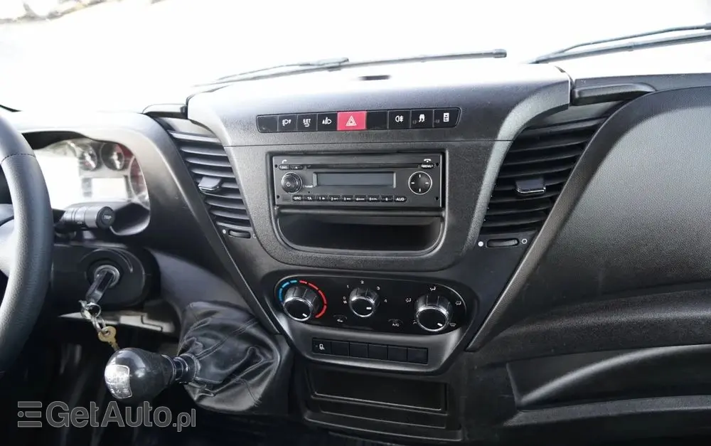 IVECO DAILY 35-130 / WYWROTKA TYLNOZSYPOWA / BLIŹNIAK / MANUAL 