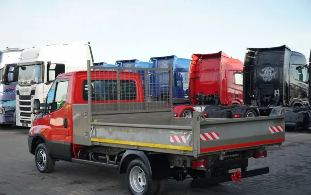 IVECO DAILY 35-130 / WYWROTKA TYLNOZSYPOWA / BLIŹNIAK / MANUAL 