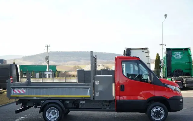 IVECO DAILY 35-130 / WYWROTKA TYLNOZSYPOWA / BLIŹNIAK / MANUAL 