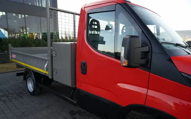 IVECO DAILY 35-130 / WYWROTKA TYLNOZSYPOWA / BLIŹNIAK / MANUAL 