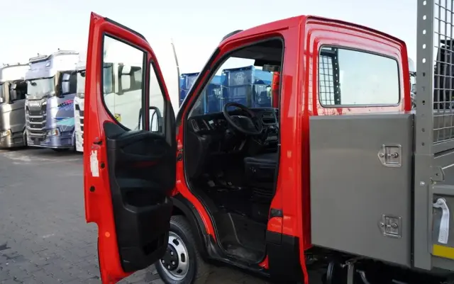 IVECO DAILY 35-130 / WYWROTKA TYLNOZSYPOWA / BLIŹNIAK / MANUAL 