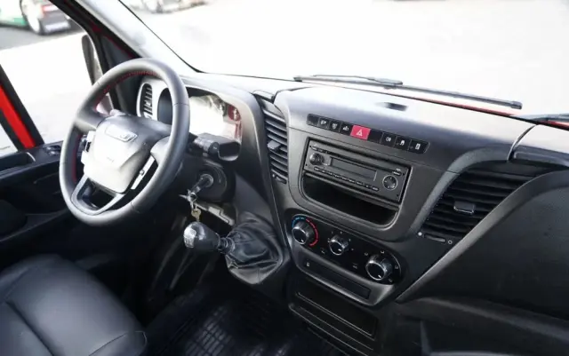 IVECO DAILY 35-130 / WYWROTKA TYLNOZSYPOWA / BLIŹNIAK / MANUAL 