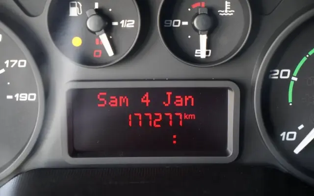 IVECO DAILY 35-130 / WYWROTKA TYLNOZSYPOWA / BLIŹNIAK / MANUAL 