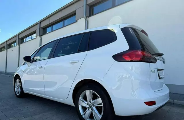 OPEL Zafira 
