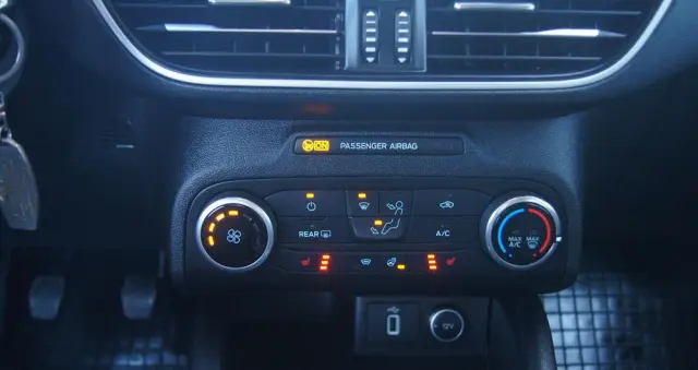 FORD Focus 1.5 EcoBlue Trend Edition Business