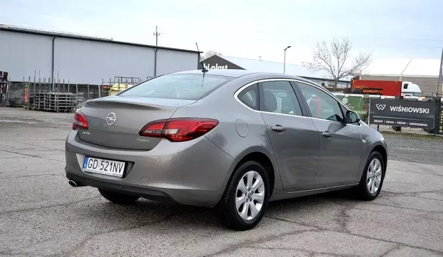 OPEL Astra 