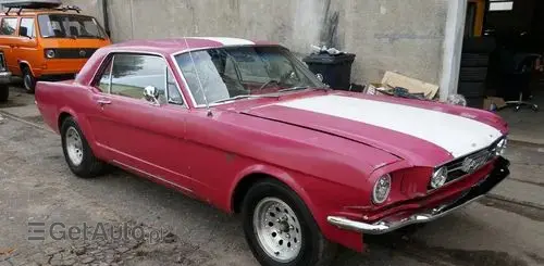 FORD Mustang 