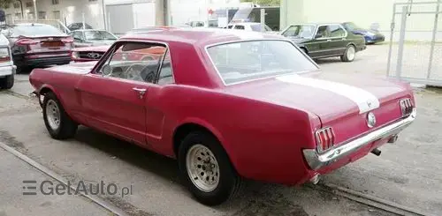 FORD Mustang 