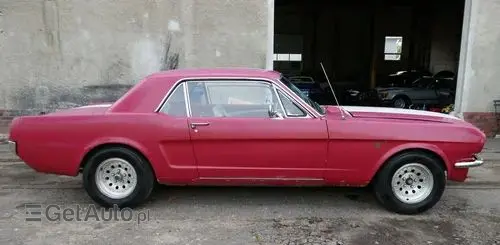 FORD Mustang 