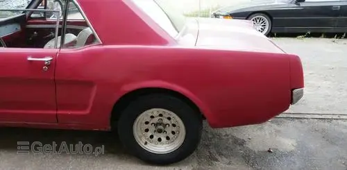 FORD Mustang 