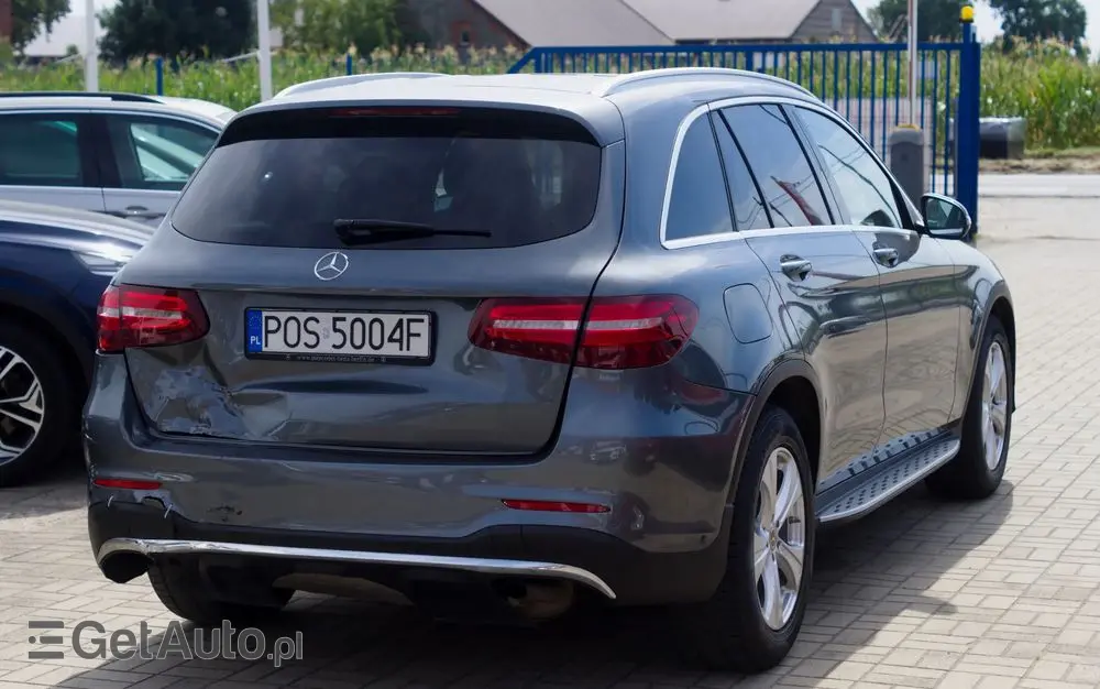 MERCEDES-BENZ GLC 250 4-Matic