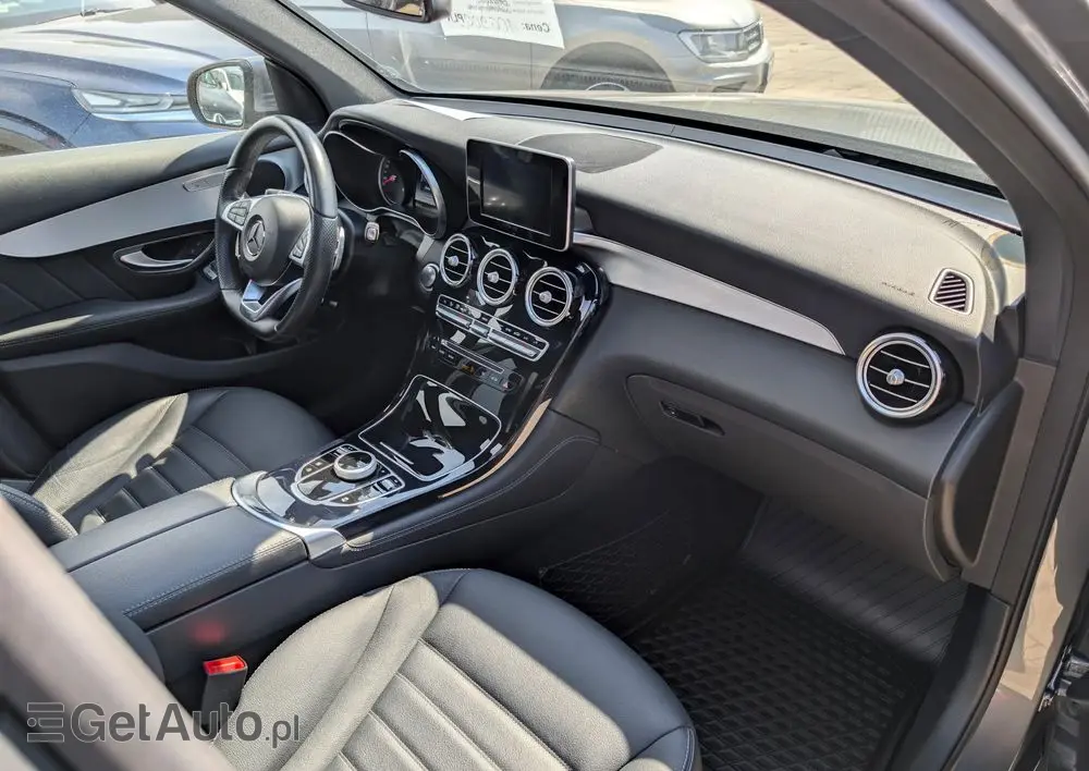 MERCEDES-BENZ GLC 250 4-Matic