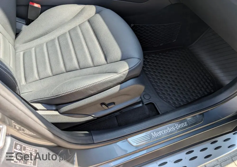 MERCEDES-BENZ GLC 250 4-Matic