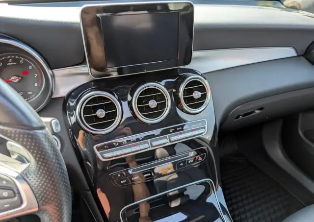 MERCEDES-BENZ GLC 250 4-Matic