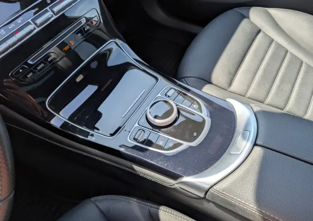 MERCEDES-BENZ GLC 250 4-Matic