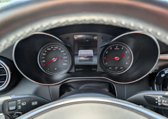 MERCEDES-BENZ GLC 250 4-Matic