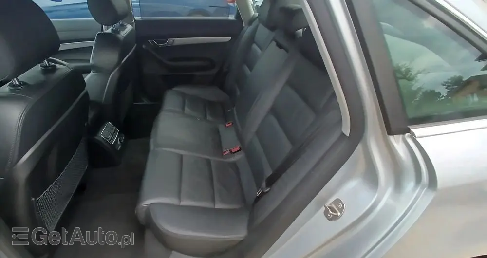 AUDI A6 2.4 Multitronic