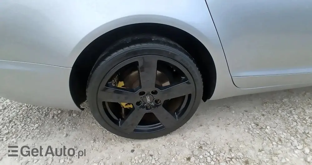 AUDI A6 2.4 Multitronic