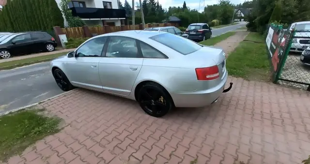 AUDI A6 2.4 Multitronic