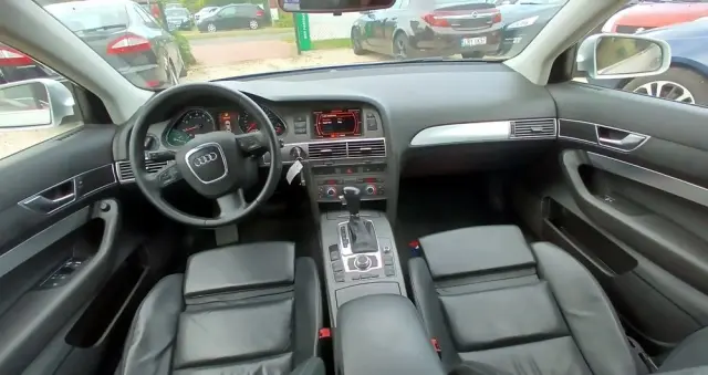 AUDI A6 2.4 Multitronic