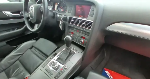 AUDI A6 2.4 Multitronic