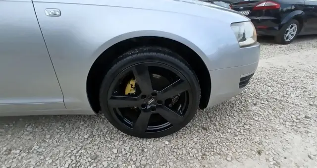 AUDI A6 2.4 Multitronic