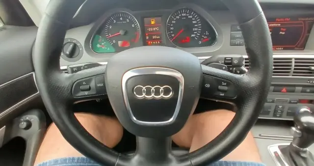 AUDI A6 2.4 Multitronic