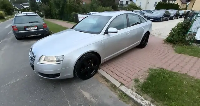 AUDI A6 2.4 Multitronic
