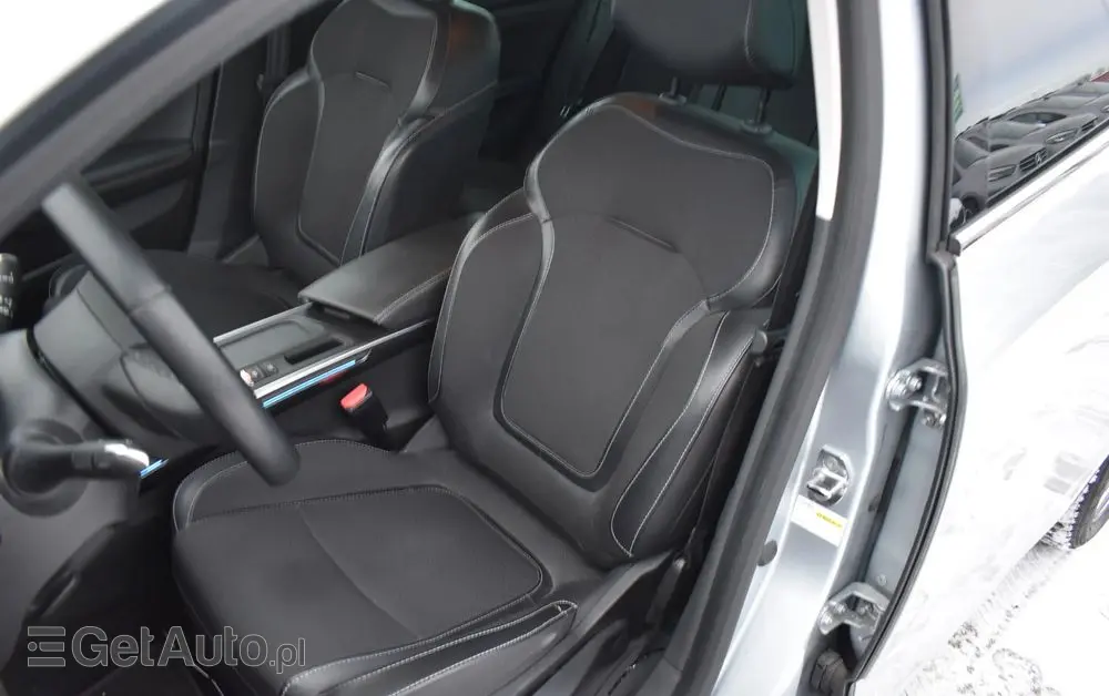 RENAULT Megane 1.3 TCe FAP Intens EDC