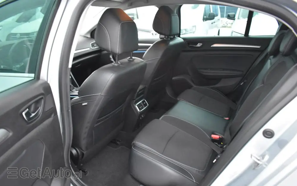 RENAULT Megane 1.3 TCe FAP Intens EDC