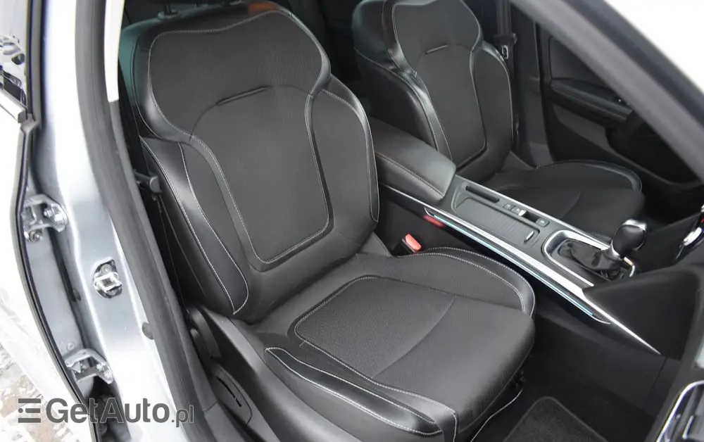 RENAULT Megane 1.3 TCe FAP Intens EDC