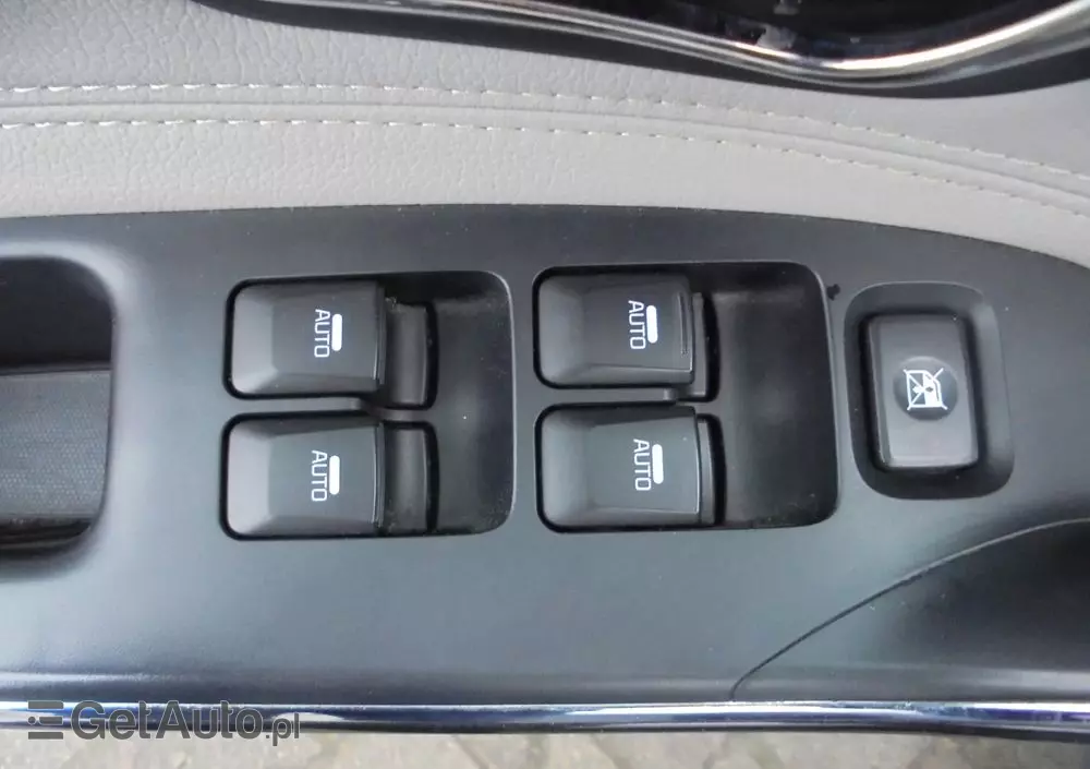 KIA Ceed 1.6 GDI SW Platinum Edition