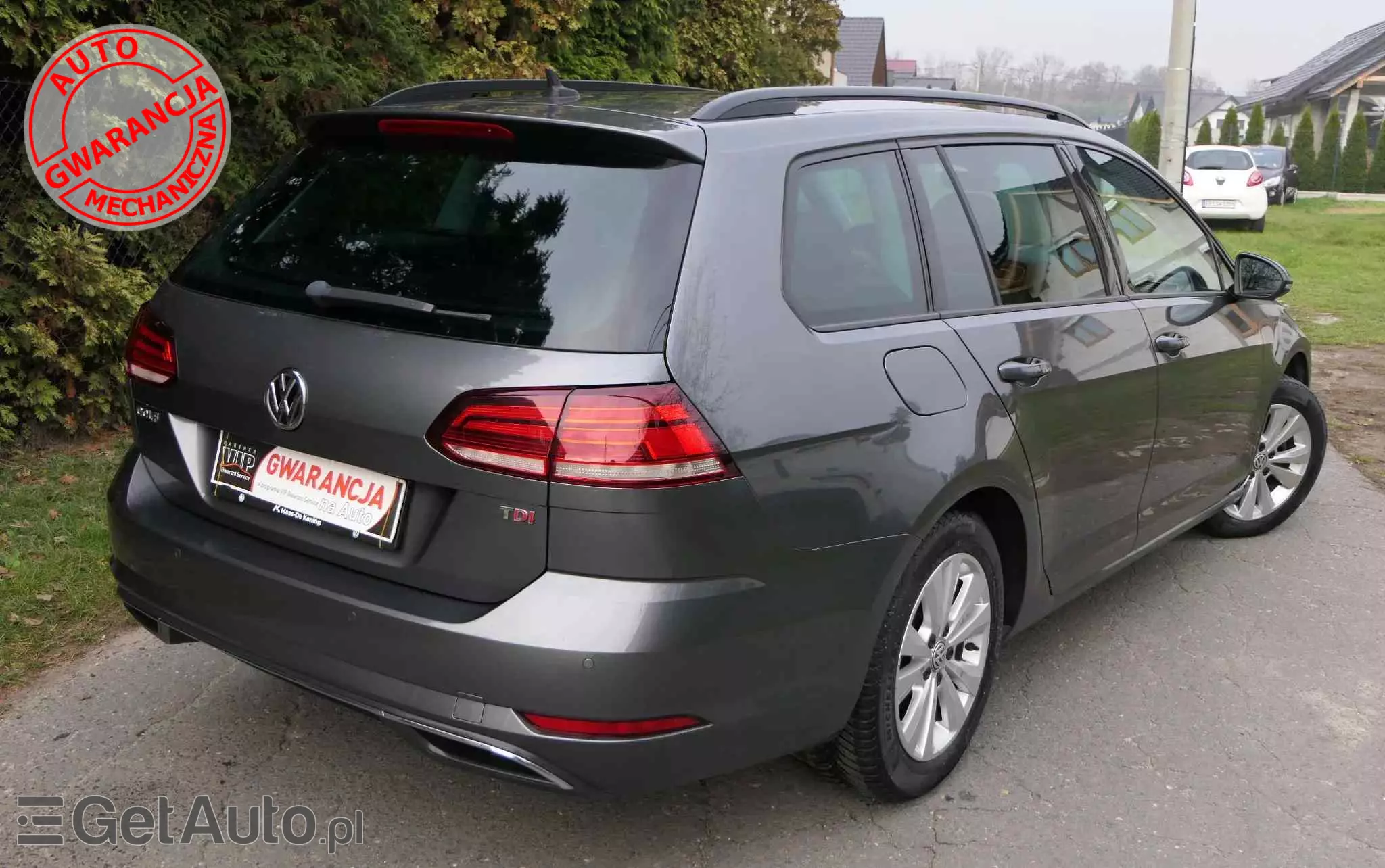 VOLKSWAGEN Golf 1.6 TDI (BlueMotion Technology) DSG Comfortline