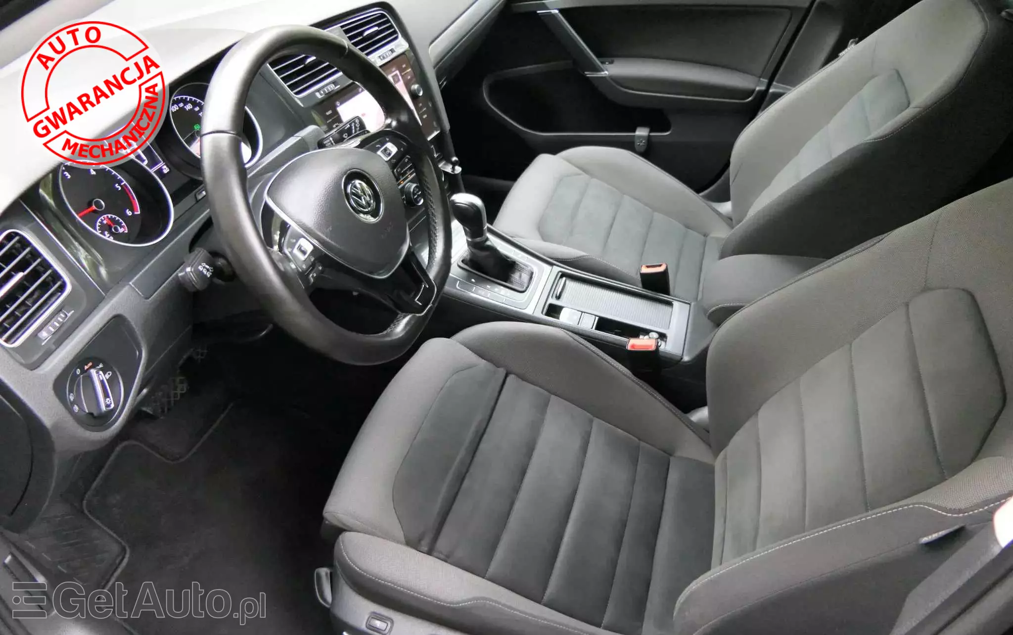 VOLKSWAGEN Golf 1.6 TDI (BlueMotion Technology) DSG Comfortline