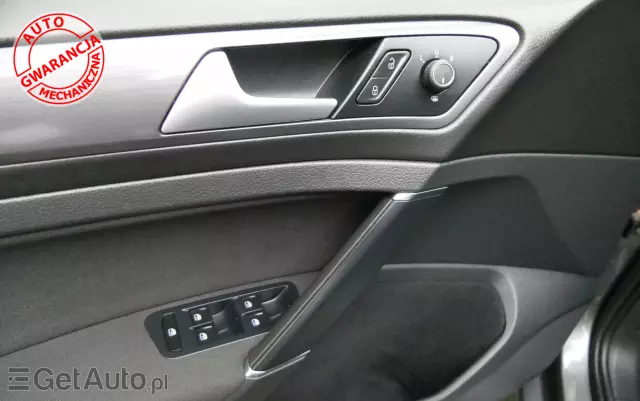 VOLKSWAGEN Golf 1.6 TDI (BlueMotion Technology) DSG Comfortline