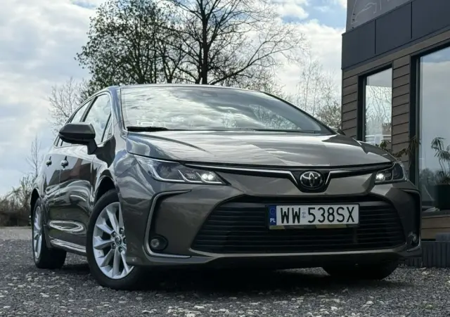 TOYOTA Corolla 1.5 Comfort
