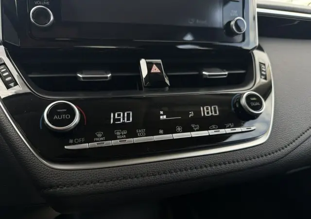 TOYOTA Corolla 1.5 Comfort