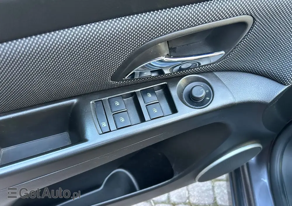 CHEVROLET Cruze 1.8 LTZ