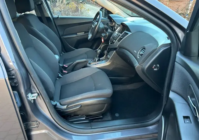 CHEVROLET Cruze 1.8 LTZ